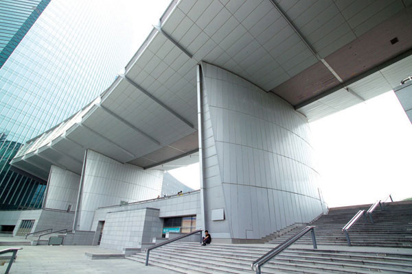 广东某市政府大楼室内和室外铝单板工程